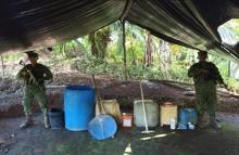 cogfm-armada-de-colombia-neutraliza-semisumergilbes-y-10-laboratorios-para-el-procesamiento-de-cocaina-04.jpg