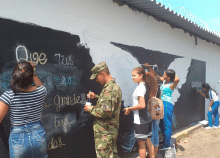 cogfm-ejc-embellecimiento-escuela-siembra-arboles-20.gif