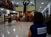 cogfm-ejc-entrega-coleccion-bibliografica-universidad-amazonia-27.gif