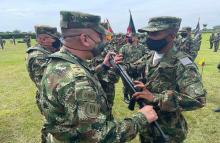 cogfm-ejc-entrega-de-armas-a-nuevos-soldados-comprometidos-con-la-seguridad-del-guaviare.jpeg