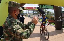 cogfm-ejercito-nacional-y-gobernacion-guaviare-propician-espacios-deportivos-24.jpg