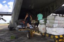 cogfm-fuerza-aerea-colombiana-transporte-ayuda-humanitaria-comunidad-vaupes-13.jpg