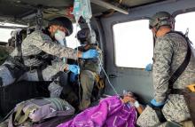cogfm-fuerza-aerea-colombiana-traslado-aeromedico-mujer-indigena-en-estado-de-gestacion-03.jpg