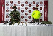 foto_01._el_material_incautado_fue_puesto_a_disposicion_de_las_autoridades_competentes.jpg