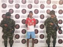 foto_01._sujeto_perteneciente_al_grupo_armado_organizado_estructura_primera_fue_capturado_por_el_ejercito_nacional.jpeg