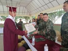 foto_02._47_jovenes_en_tame_arauca_se_graduaron_como_bachilleres_prestando_su_servicio_militar.jpg