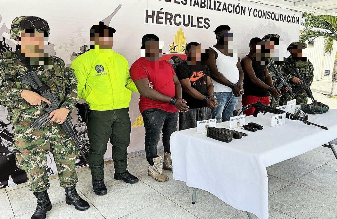 Fuerzas Militares capturaron en flagrancia a cabecilla de las disidencias con su seguridad personal en el litoral Pacífico nariñense