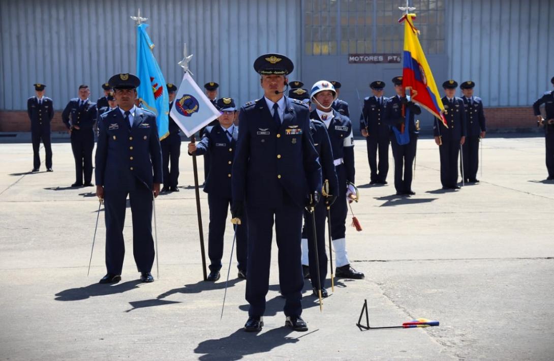 Ceremonia de transmisión de mando del Comando Aéreo de Mantenimiento