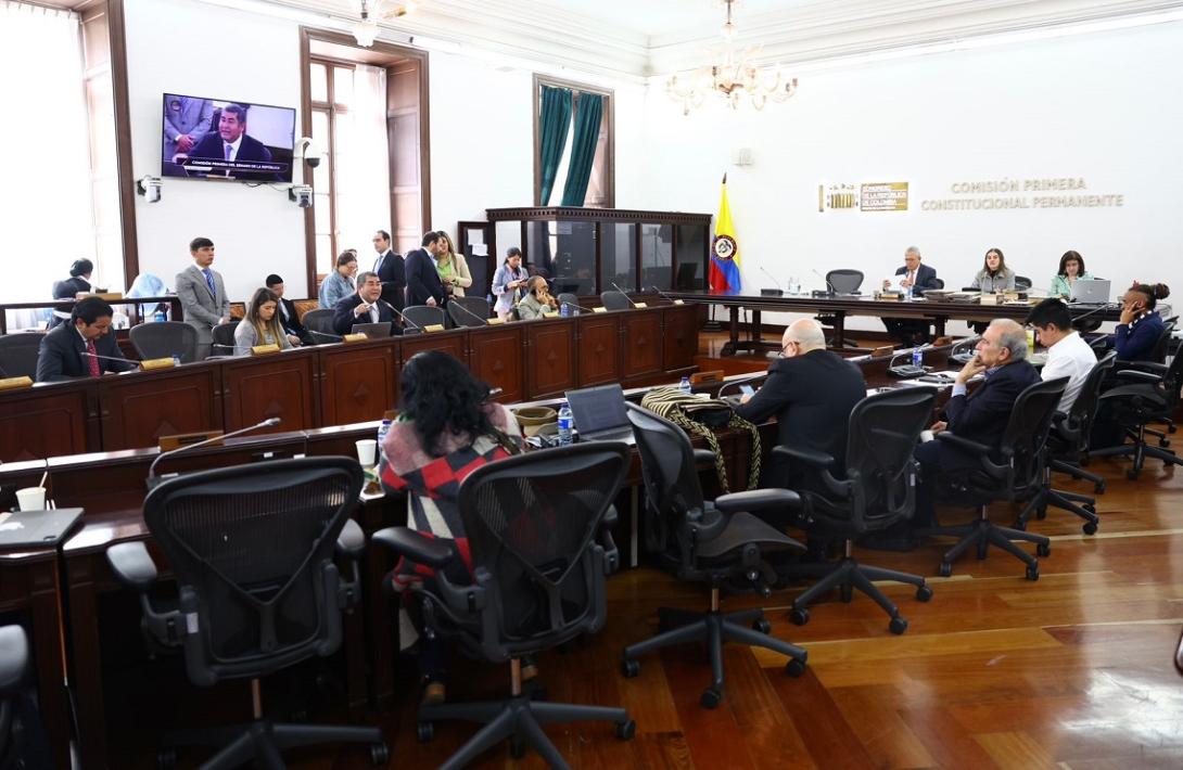 Por unanimidad Comisión Primera de Senado aprobó mesada 14 para la Fuerza Pública