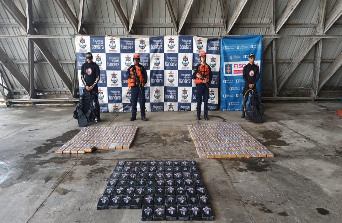 Incautada cocaína oculta en las cajas de mar de un buque mercante