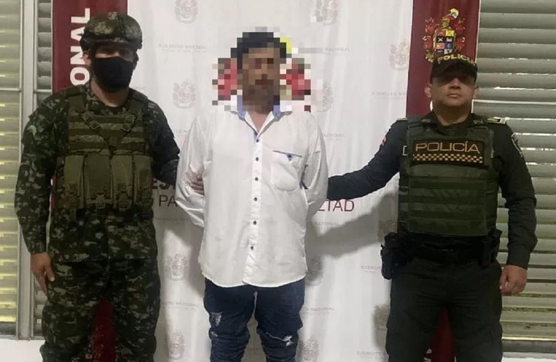 En puesto de control del Ejército Nacional, se captura a sujeto con estupefacientes