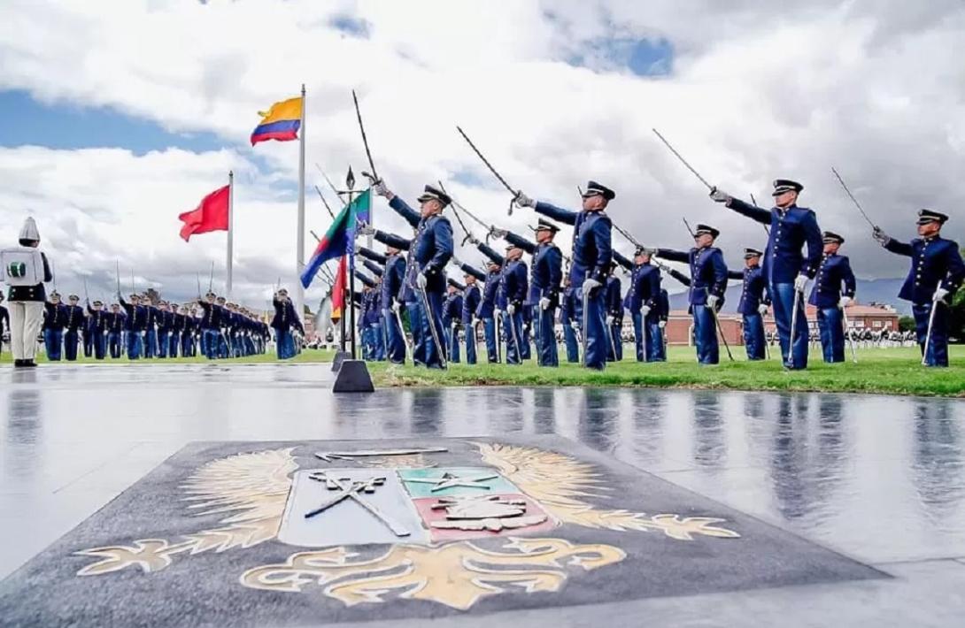 117 años de historia celebra la Escuela Militar José María Córdova, con igual número de oficiales ascendidos