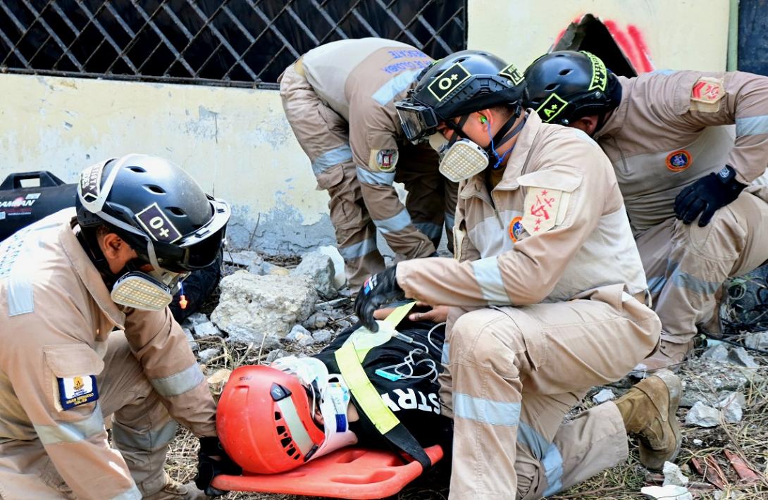Infantes de Marina se entrenan en búsqueda y rescate en Cartagena