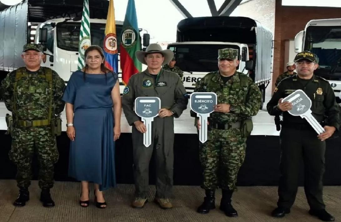 Ejército Nacional recibe moderna flota de vehículos para el apoyo a las operaciones militares en el departamento del Meta