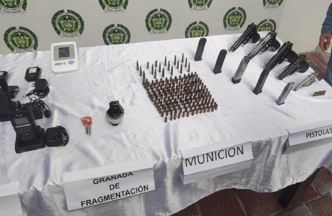 Ejército captura 4 integrantes de las disidencias de las Farc e incauta material de guerra
