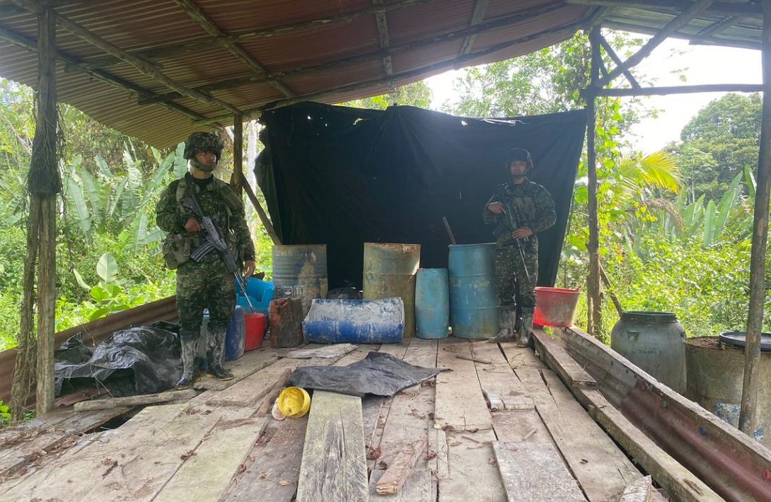 En el Pacífico colombiano, desmantelados dos laboratorios para el procesamiento de pasta base de coca