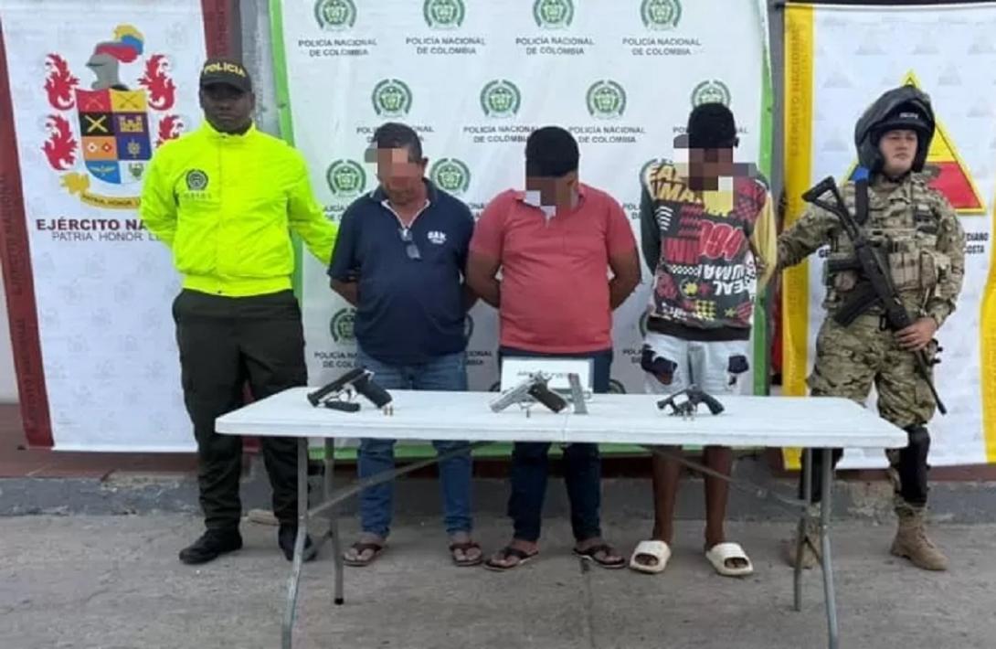 Ejército Nacional capturó a tres presuntos integrantes del Clan del Golfo en Maicao, La Guajira