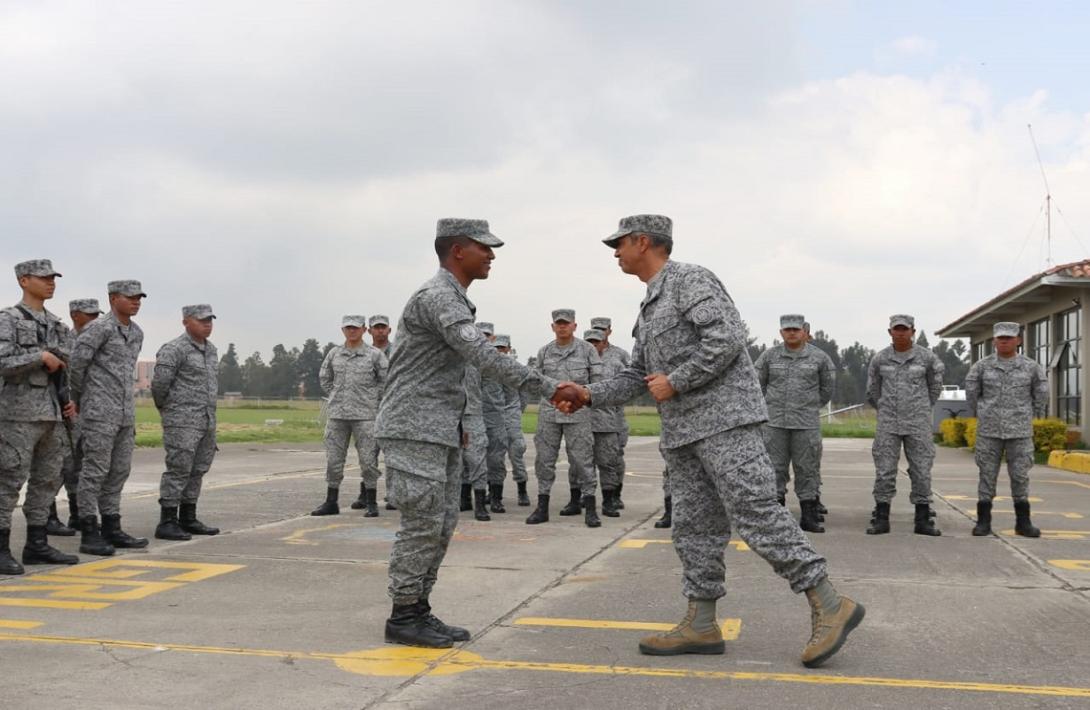 Soldado iniciará su formación como Suboficial de la Fuerza Aeroespacial Colombiana