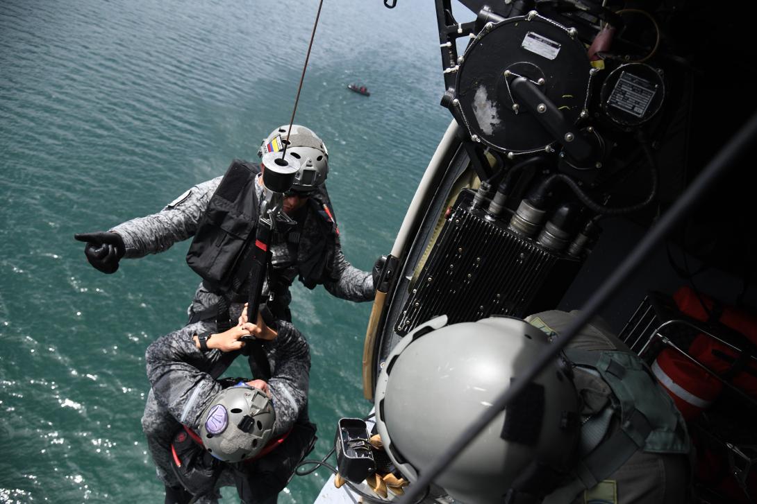 Ejercicio de rescate de la Fuerza Aeroespacial Colombiana