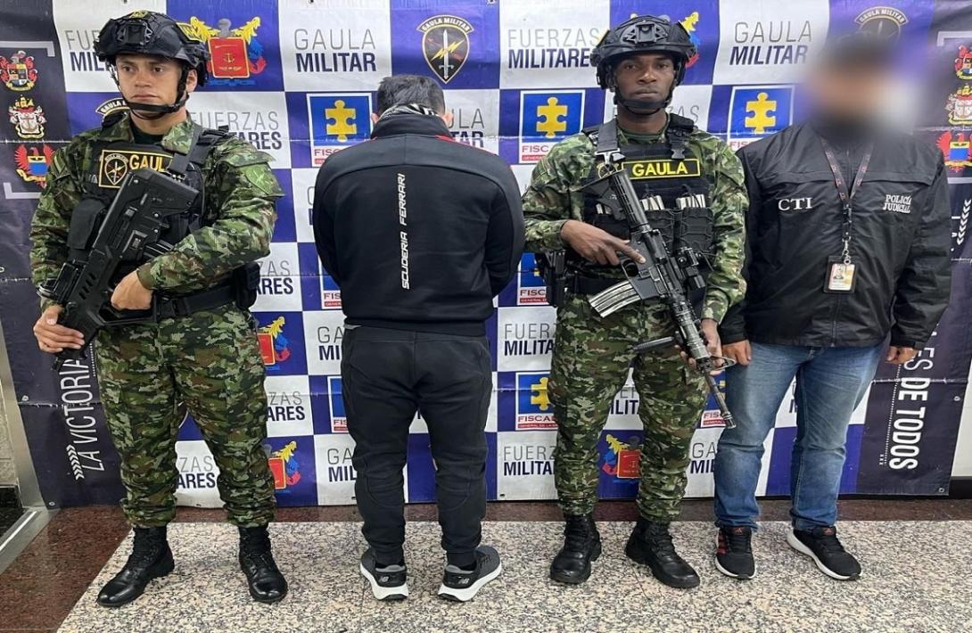 Ejército y Fiscalía capturan cabecilla de banda dedicada al tráfico de armas, municiones y explosivos en Cundinamarca y Meta
