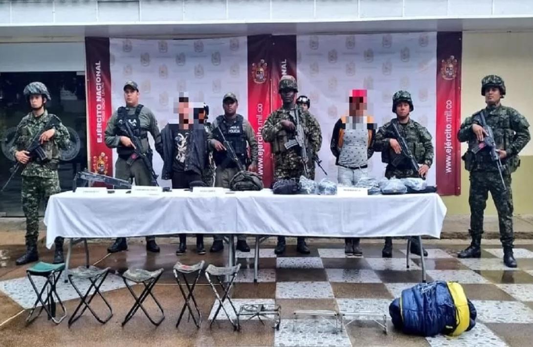 Ejército Nacional captura a dos integrantes del GAO residual 'Joaquín González' con abundante material de guerra