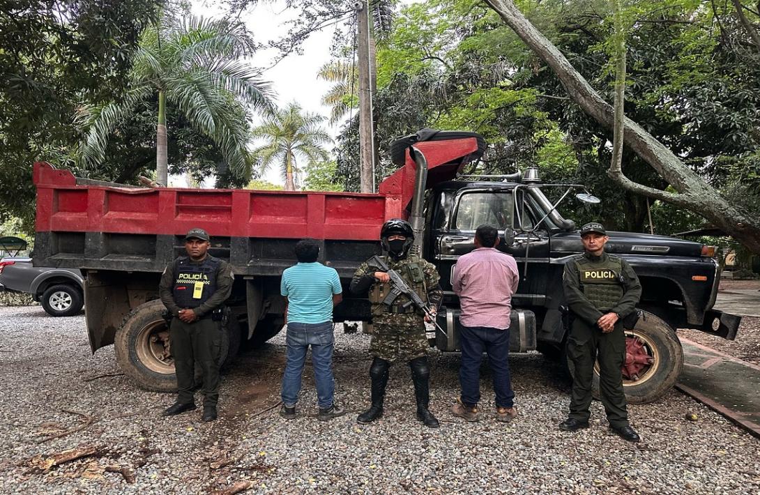 Dos capturados en acciones contra la minería ilegal en el Huila