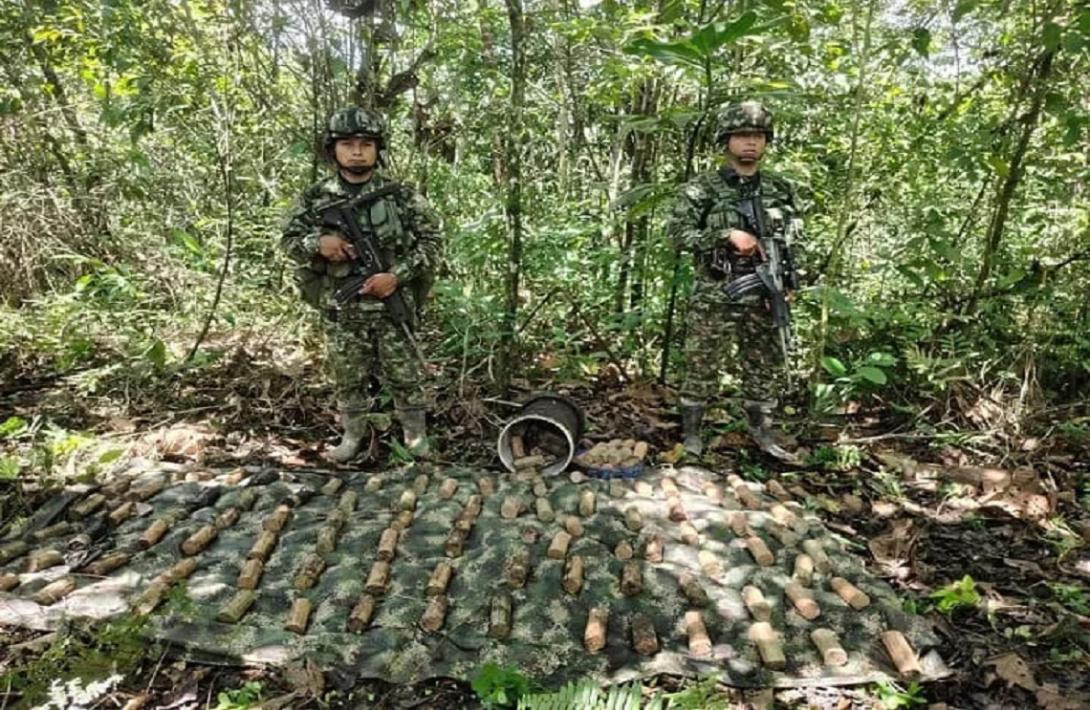 Ejército Nacional destruye depósitos ilegales con explosivos
