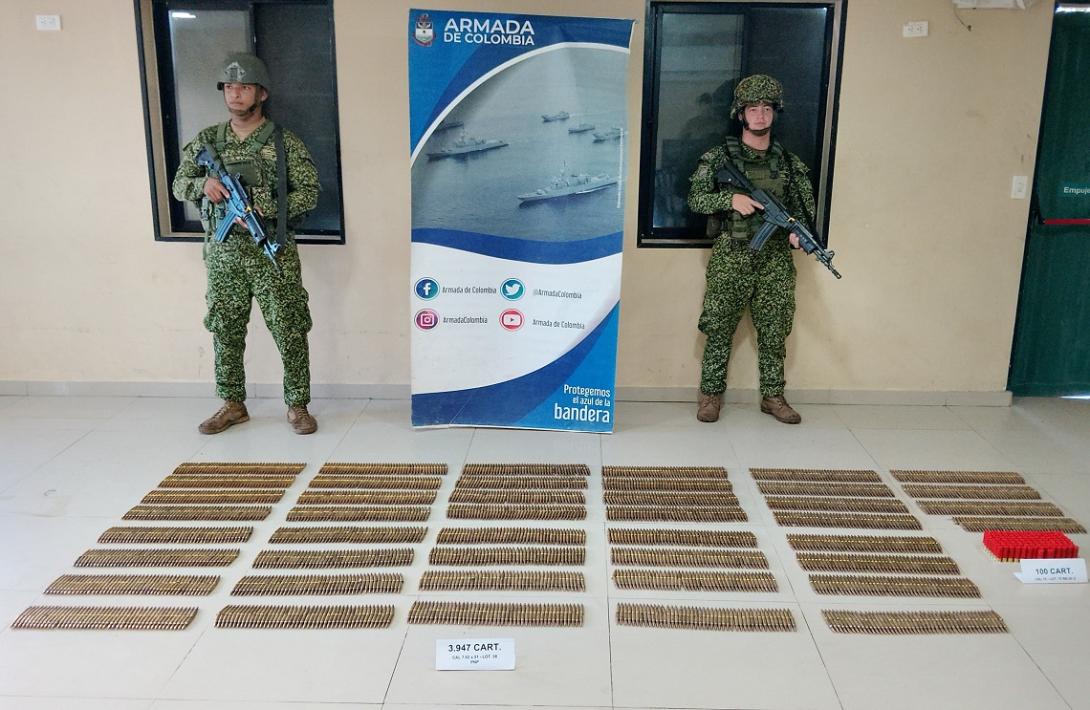 En Nariño, Armada de Colombia incautó más de cuatro mil cartuchos a bordo de una embarcación
