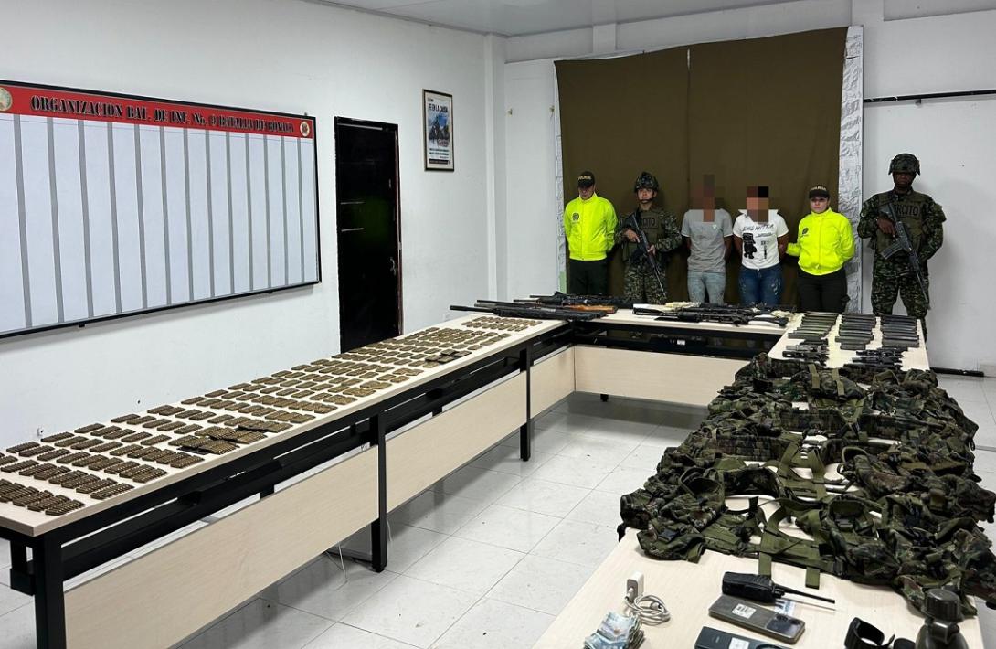 Abundante material de guerra incautado que pertenecería al GAO residual ‘Franco Benavides’ y dos capturados deja operación militar en Nariño