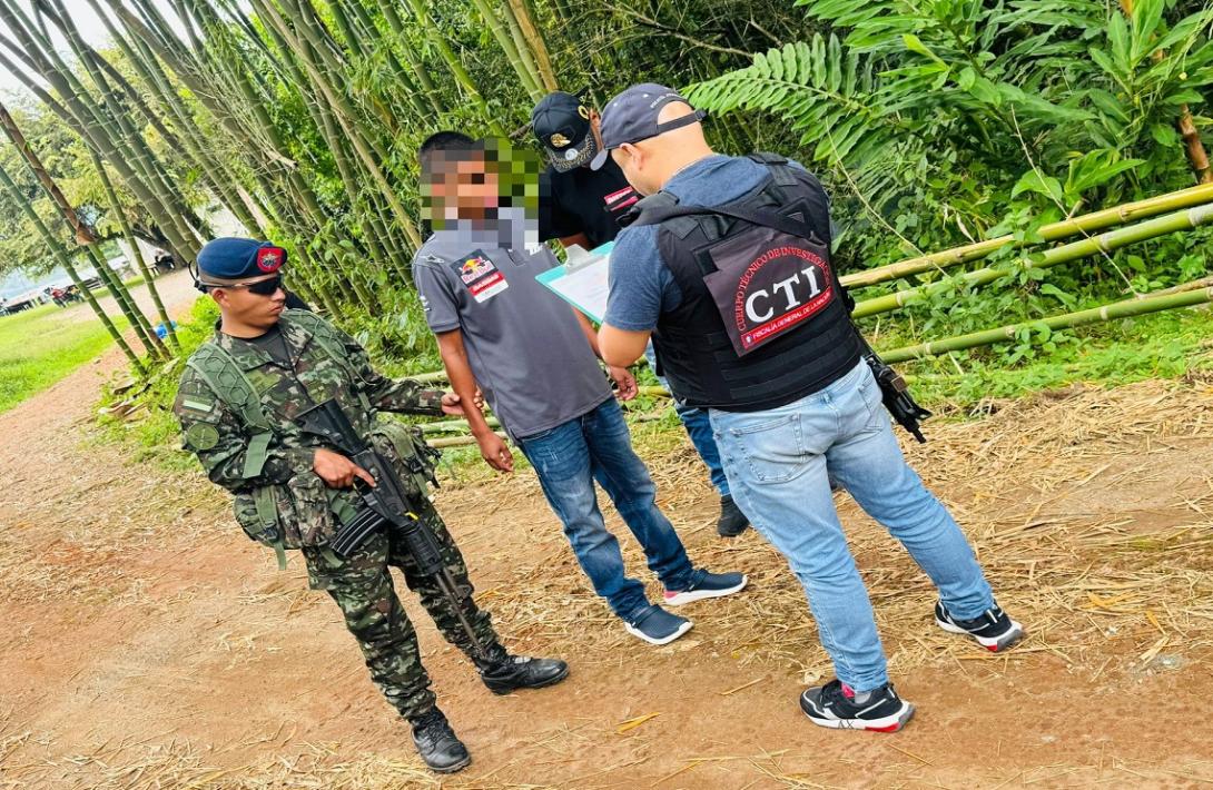 Ejército Nacional captura a alias ‘El Loco’, cerebro explosivista y reclutador de la Estructura 'Carlos Patiño' en el Cauca