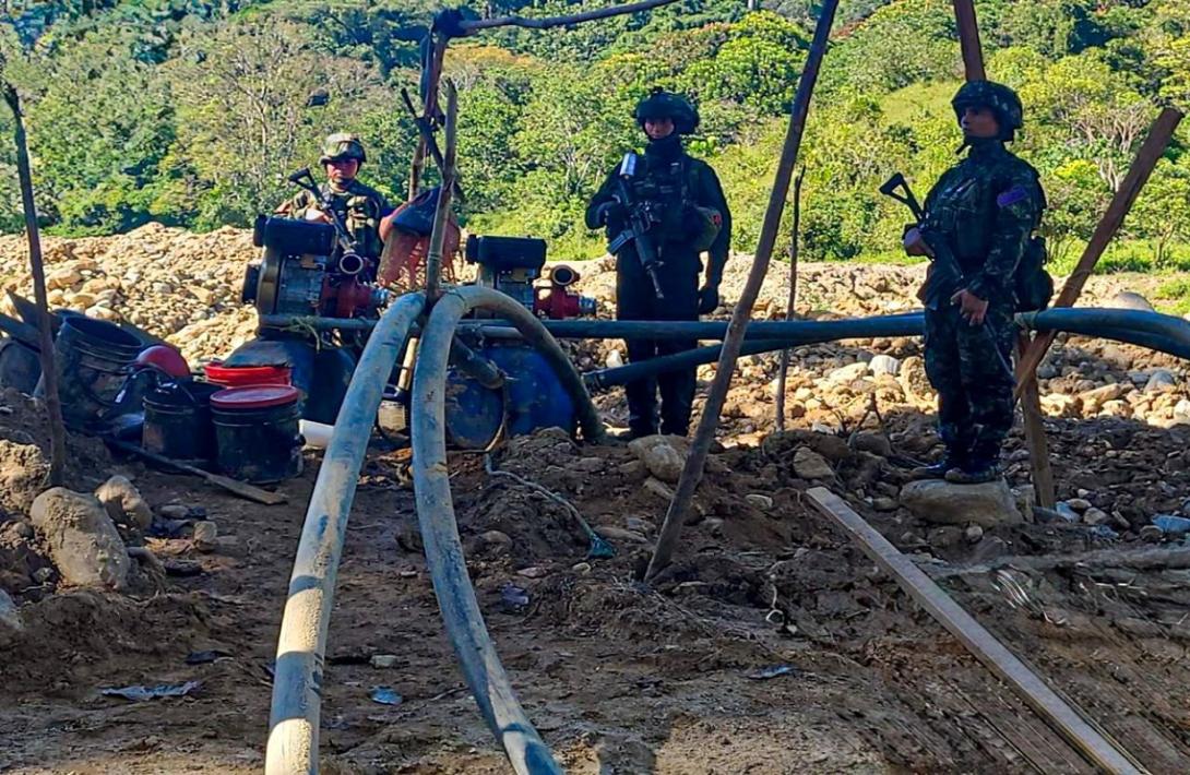 Continúan las operaciones militares contra la minería ilegal en la subregión Oriente de Antioquia: Ejército intervino cuatro zonas de extracción de oro