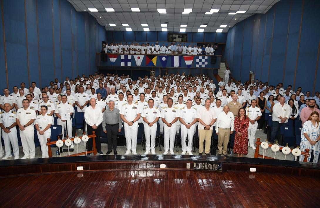Escuela Naval de Cadetes realiza simposio internacional de ciencia, educación y desarrollo marítimo