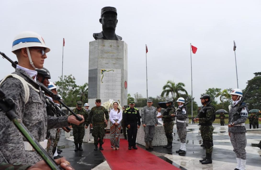 Reconocimiento a los héroes de la nación y sus familias en Villavicencio