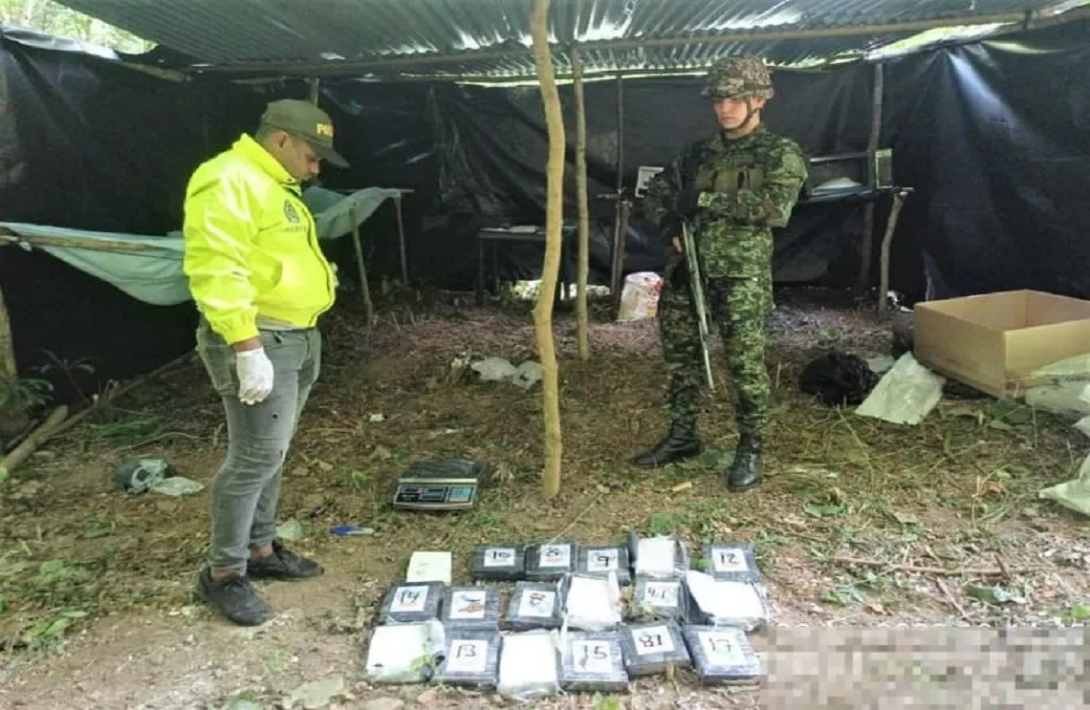 Más de 300 kilos de clorhidrato de cocaína 