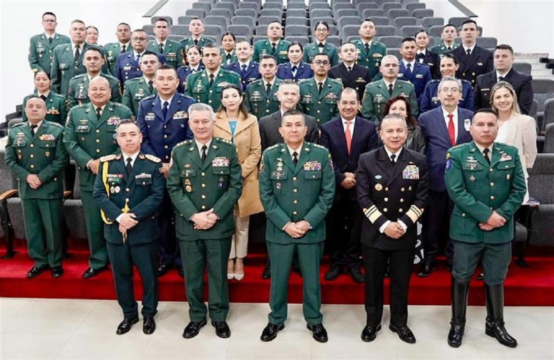 Inspección General de las Fuerzas Militares realiza noveno Diplomado de Inspector Integral, y primero Internacional 