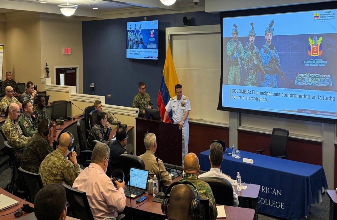 Comandante General de las Fuerzas Militares de Colombia viajó a Estados Unidos para fortalecer la cooperación bilateral en seguridad y defensa   