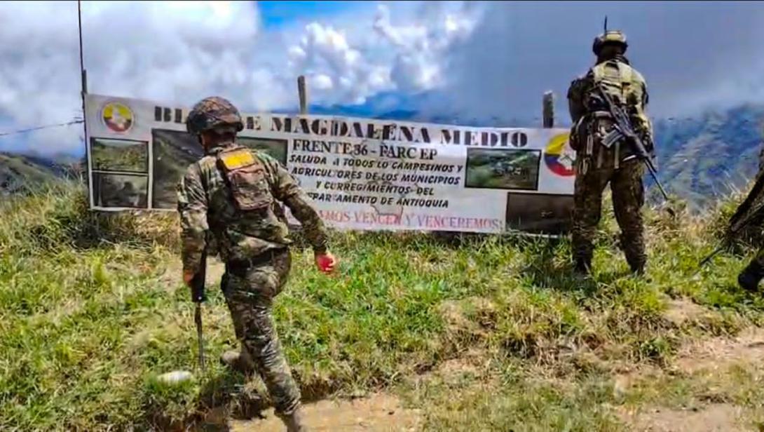 Soldados de la Cuarta Brigada continúan con la ofensiva en Briceño