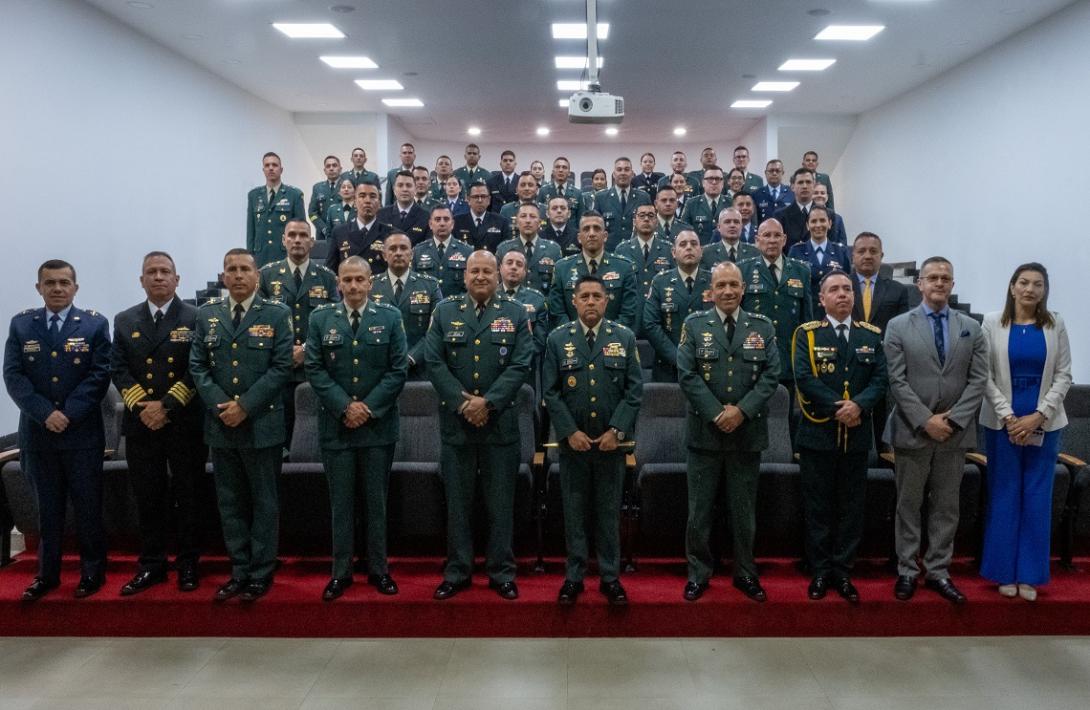 Con éxito culmina el Noveno Diplomado de Inspector Integral de las Fuerzas Militares y el primero con participación internacional