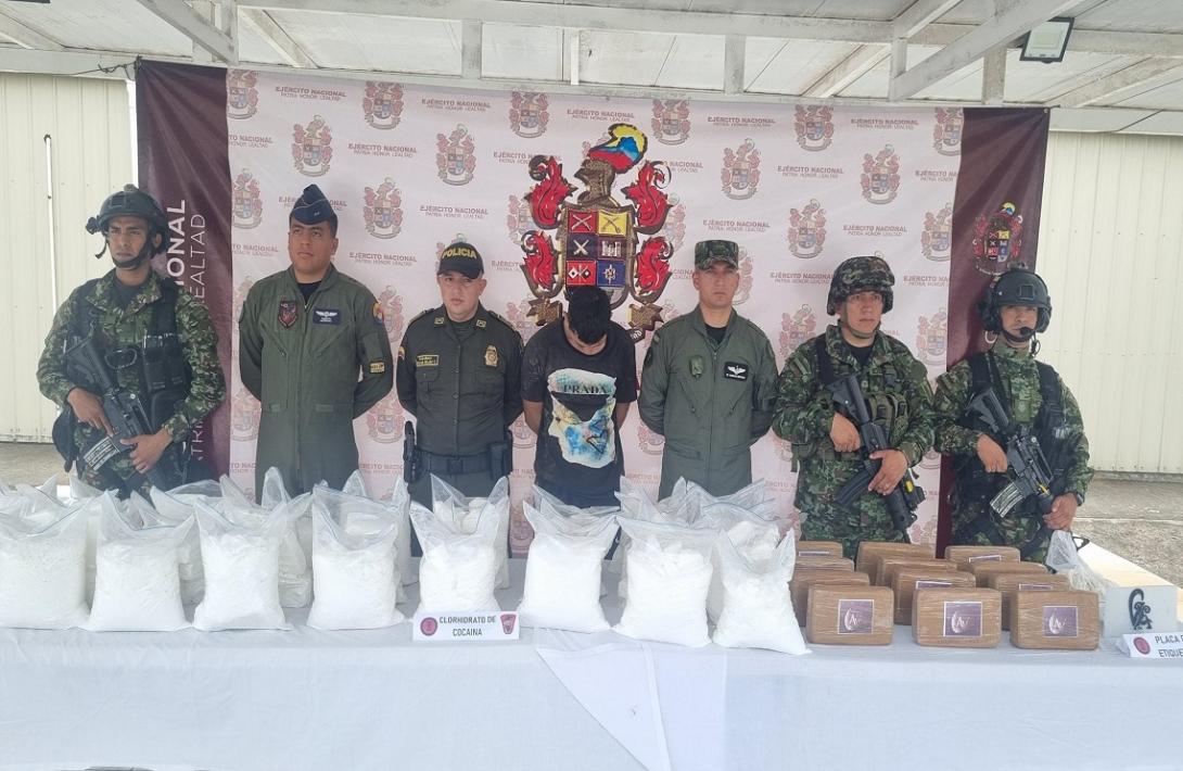 Fuerza de Tarea Hércules golpea las economías ilícitas en Tumaco: destruidas 1.8 toneladas de cocaína en operación binacional con Ecuador