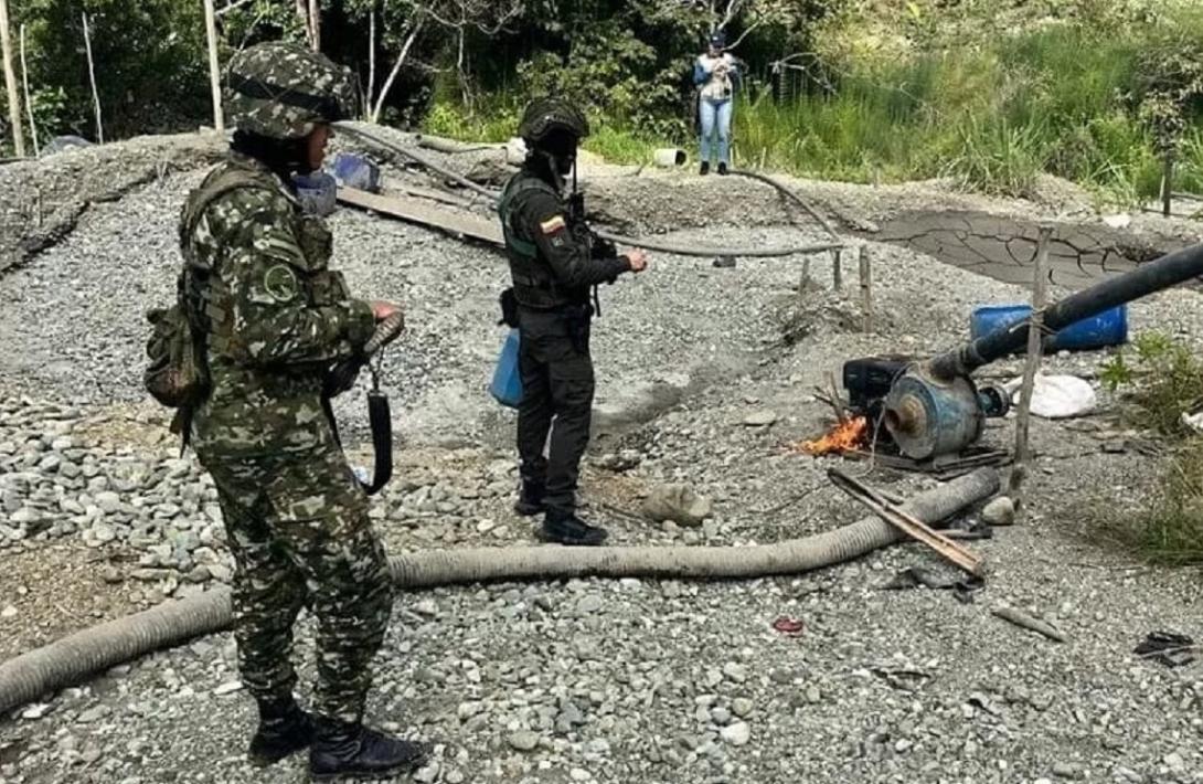 En Cauca, Ej茅rcito Nacional desarticula red minera ilegal al servicio de alias 'Marlon', m谩ximo cabecilla del Bloque Occidental 'Jacobo Arenas'