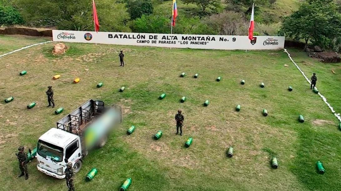 Ejército Nacional neutraliza acciones terroristas en el Huila con la recuperación de 47 cilindros