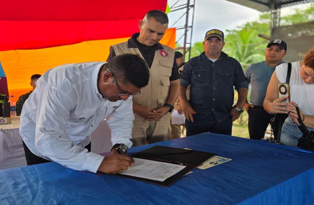 Barrancominas, corazón de la Amazonía, recibe su certificación libre de sospecha de minas antipersonal
