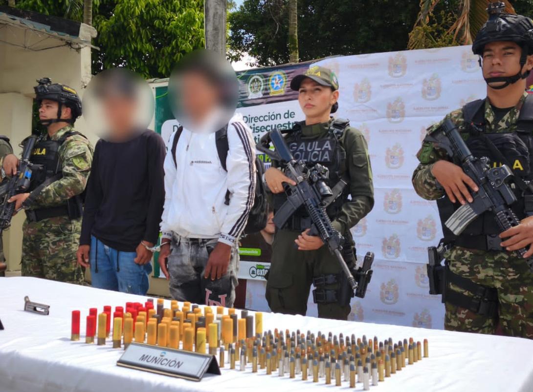 Ejército Nacional capturó a dos integrantes del esquema de seguridad de alias ‘Marcos’, cabecilla del GAO residual, frente ‘Joaquín González’   