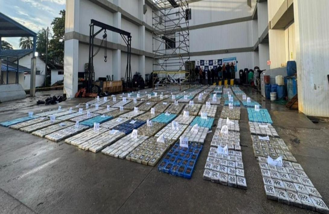 Armada de Colombia propina nuevo golpe al narcotráfico en el Caribe colombiano