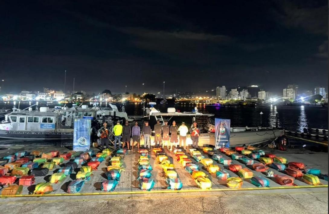 Incautadas más de 2.6 toneladas de cocaína en operación de interdicción marítima en el Caribe colombiano