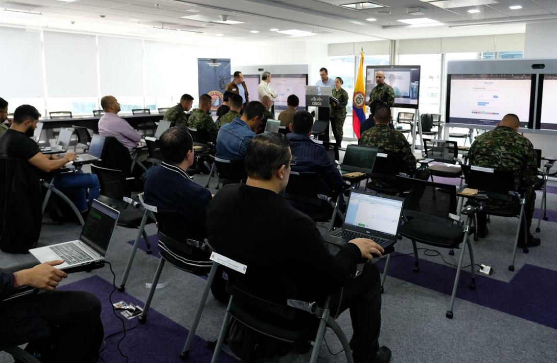 Fuerzas Militares realizan ejercicio cibernético para proteger infraestructura crítica nacional