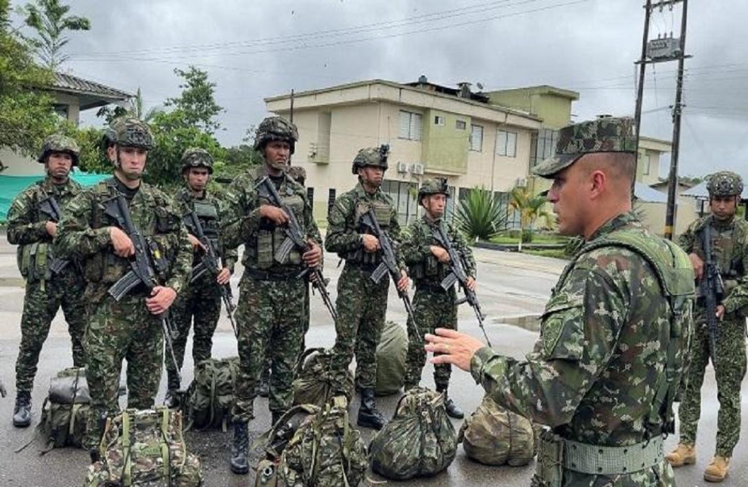 Operaciones militares contrarrestan el tráfico de estupefacientes y la minería ilegal en Putumayo y la frontera con Ecuador