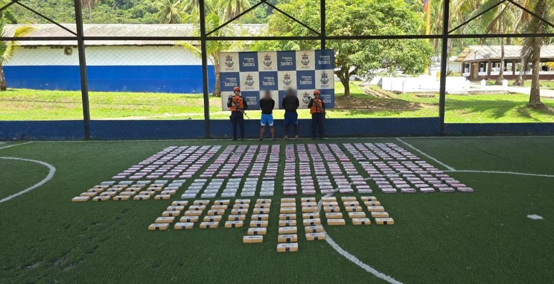 En aguas del Pacífico norte, incautada cerca de media tonelada de cocaína