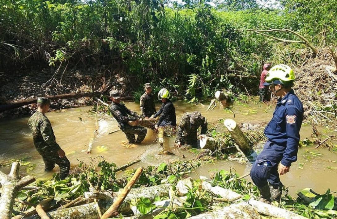 Ejército Nacional atiende emergencia por inundación en el municipio de Granada, Meta