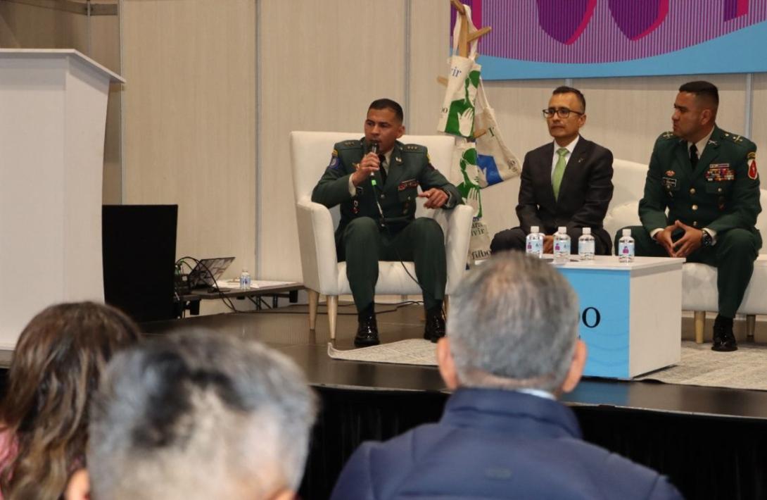 Desde la FILBo, Ejército da a conocer la investigación más reciente sobre el liderazgo militar